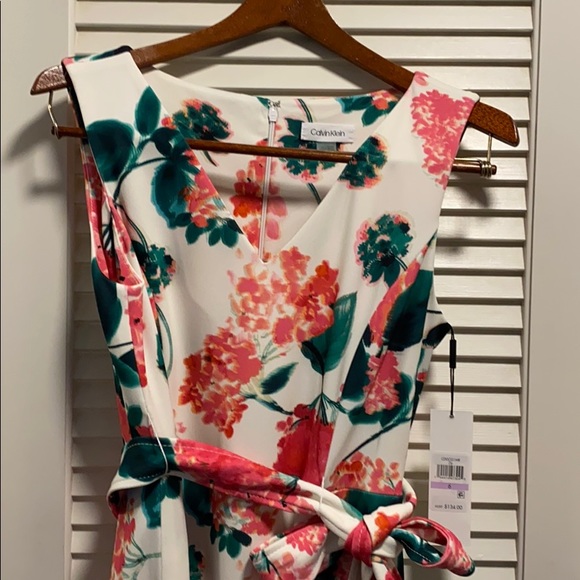 Calvin Klein dress - Picture 6 of 7